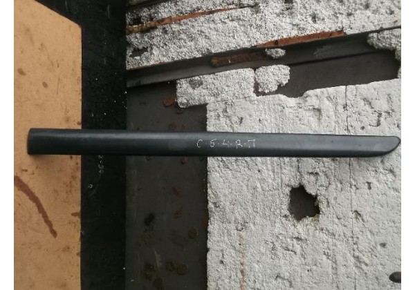молдинг правий передній Citroen C5, 2002 р
